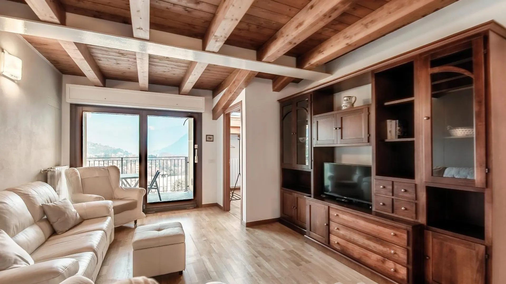 Como Sweet Life Apartment By Quokka 360 - Attic Flat