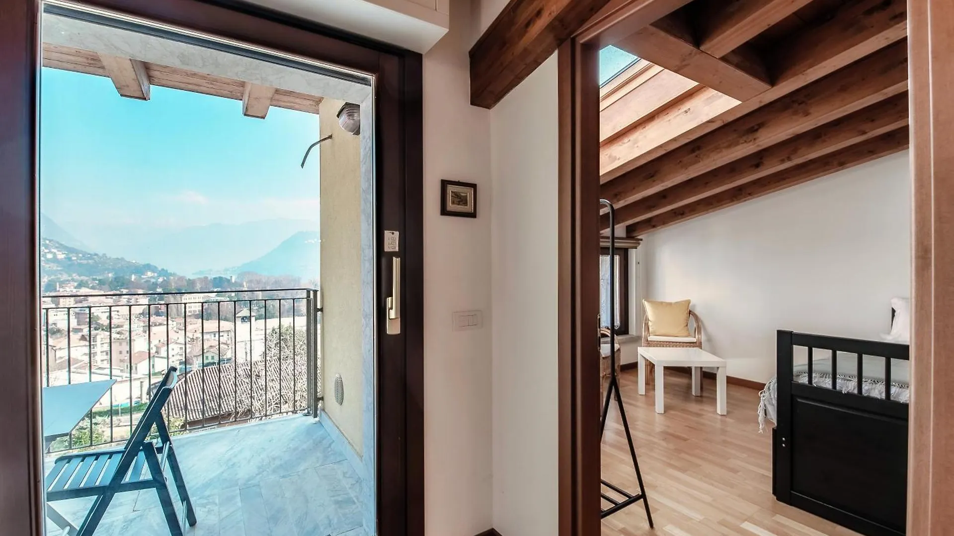 Como Sweet Life Apartment By Quokka 360 - Attic Flat